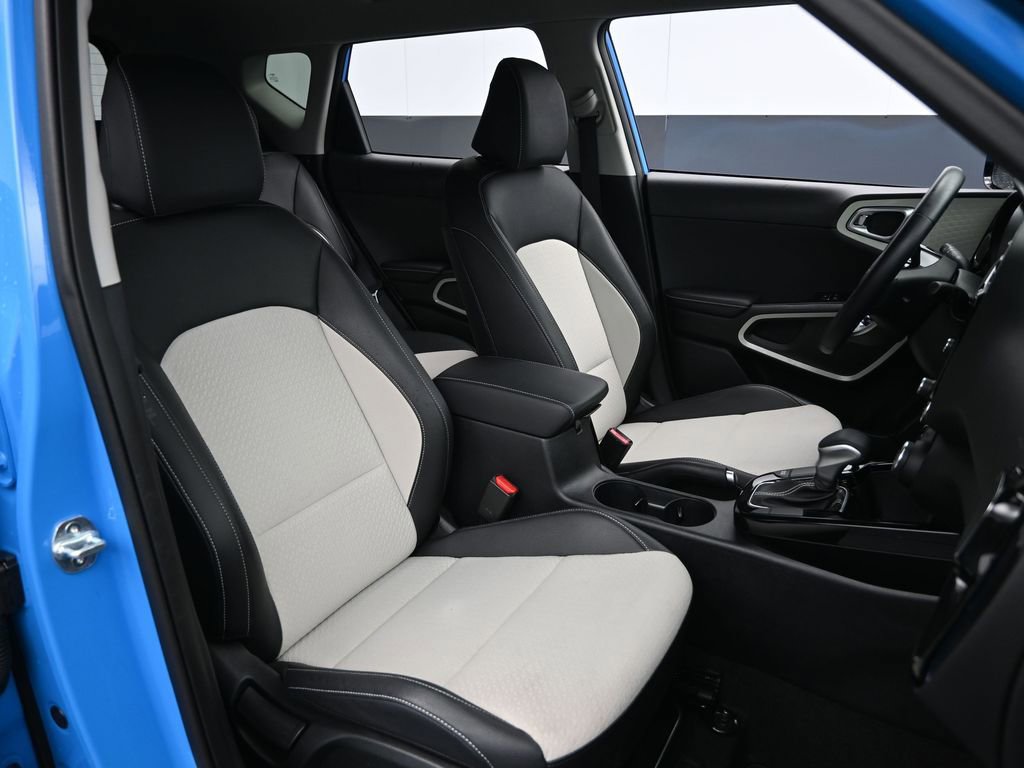 Used 2024 Kia Soul GT-Line image 30