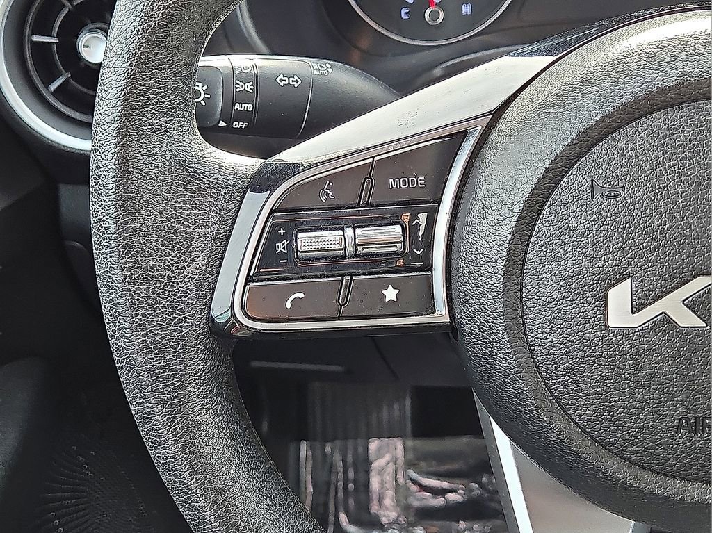 Used 2023 Kia Forte LXS image 16