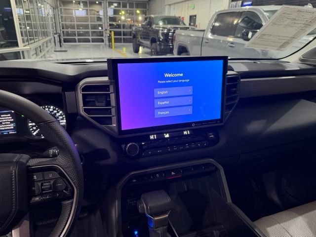 Used 2023 Toyota Tundra Limited AWD/4WD image 23