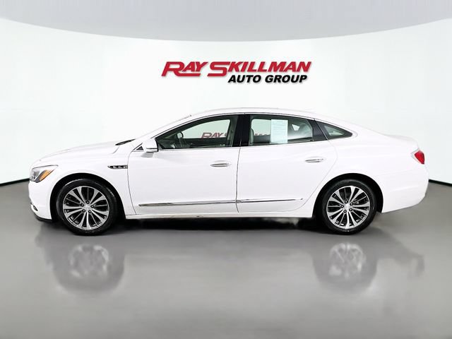 Used 2019 Buick LaCrosse Essence w/ Sun and Shade Package FWD image 4