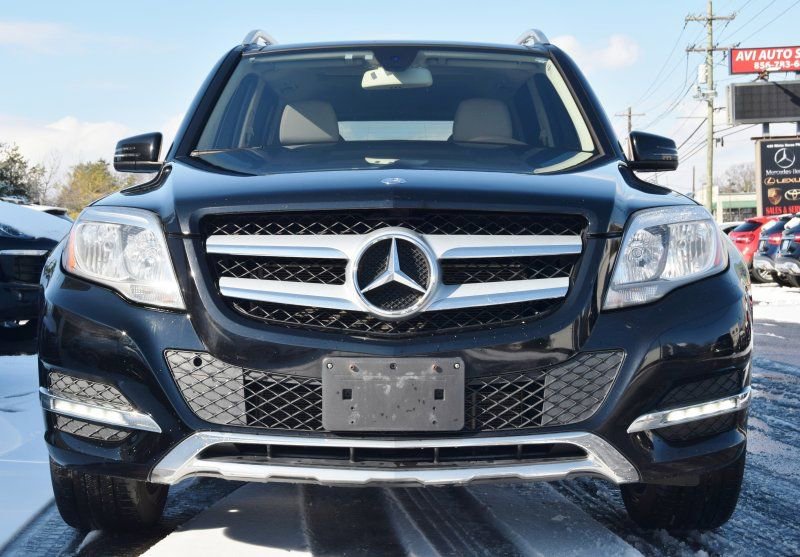 Used 2013 Mercedes-Benz GLK 350 4MATIC image 2