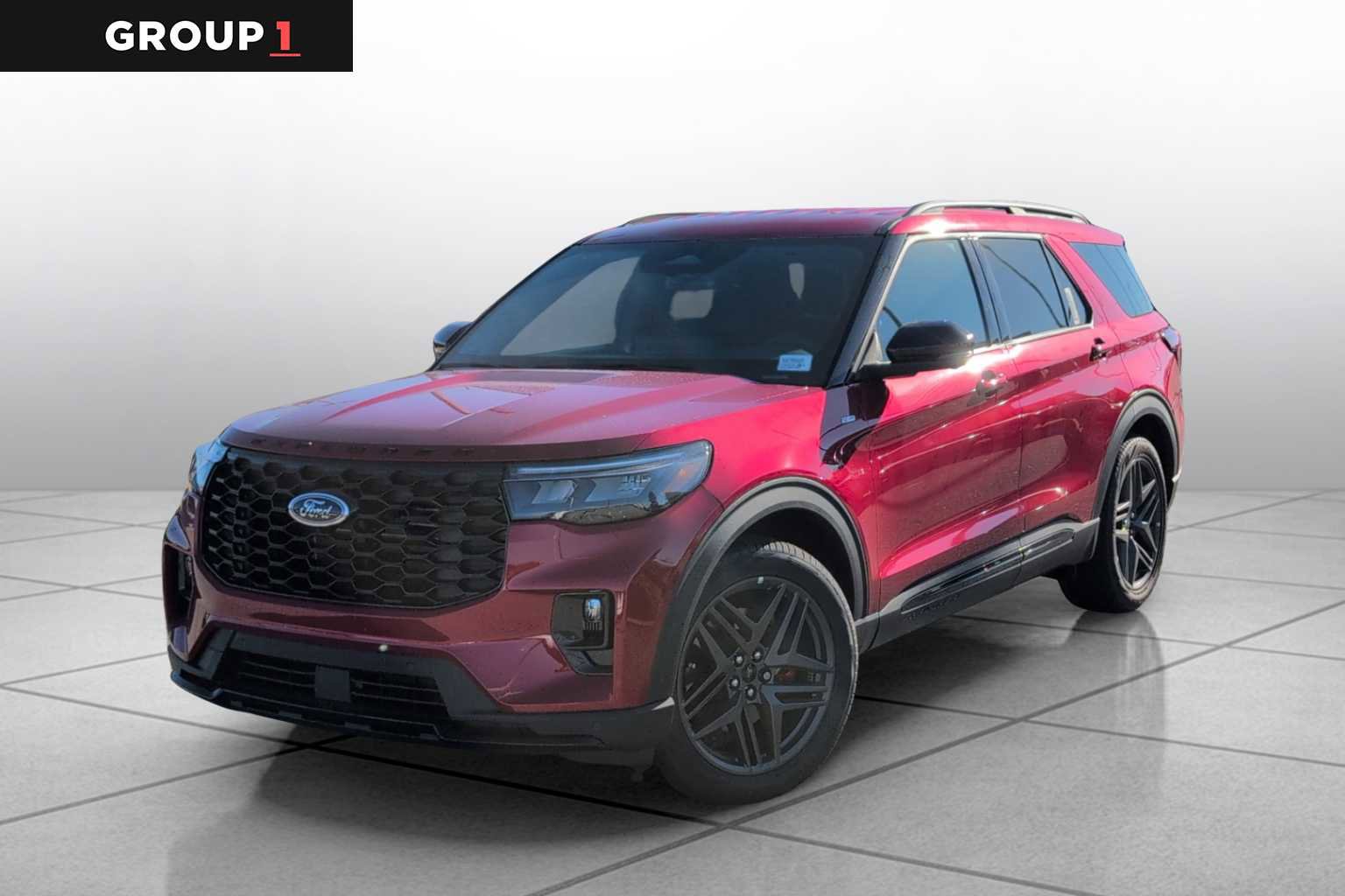 New 2025 Ford Explorer ST-Line w/ Premium Package