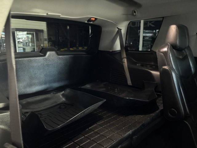 Used 2018 Cadillac Escalade Premium Luxury AWD/4WD image 39