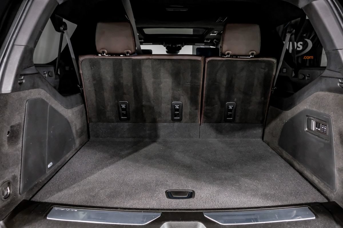 Used 2023 Cadillac Escalade ESV Sport Platinum AWD/4WD image 53