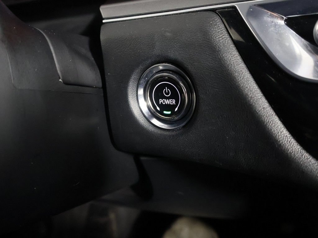 Used 2024 Cadillac Lyriq Tech RWD image 40