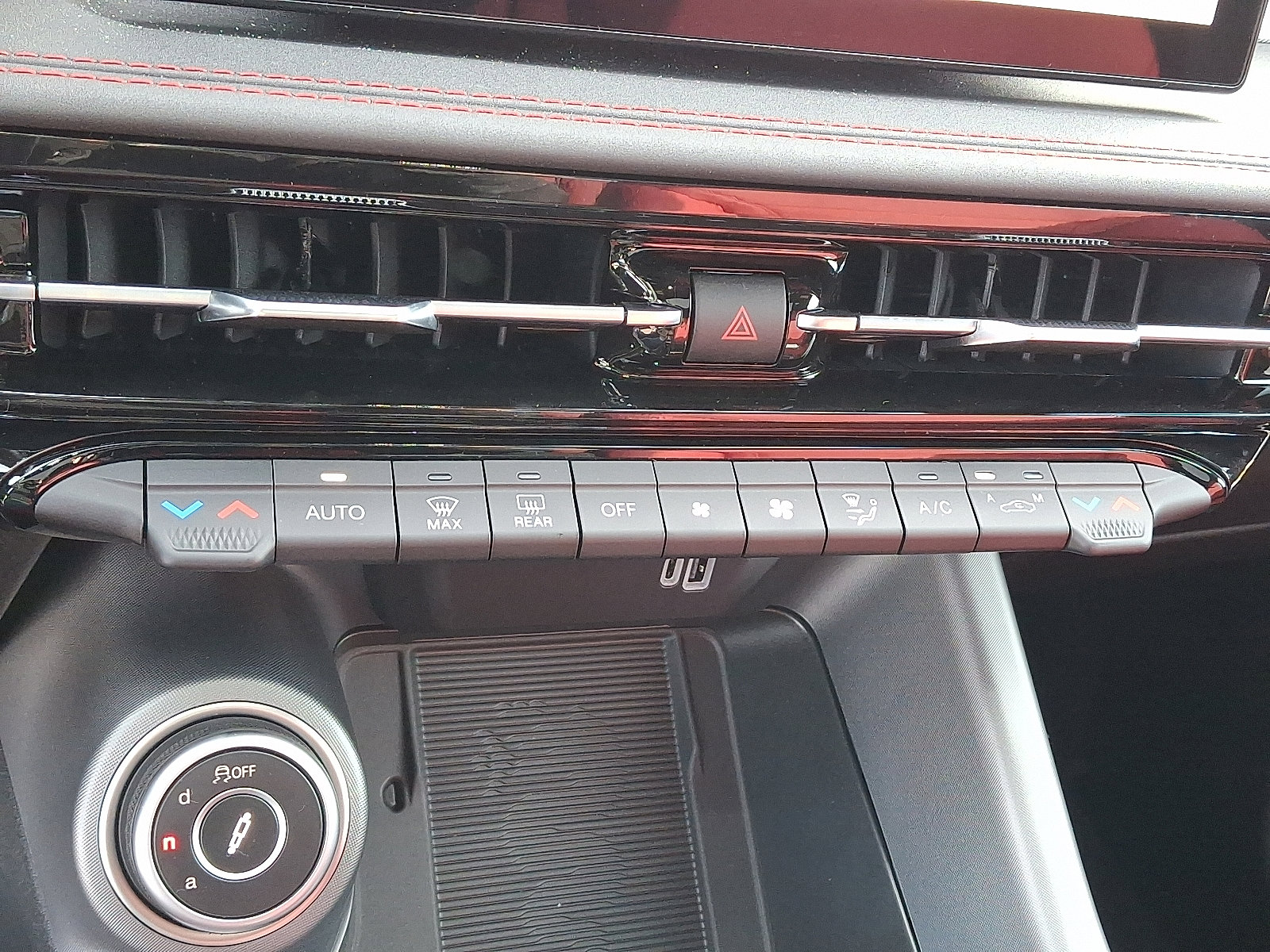 New 2026 Alfa Romeo Tonale Veloce w/ Quick Order Package 23H Volce image 12