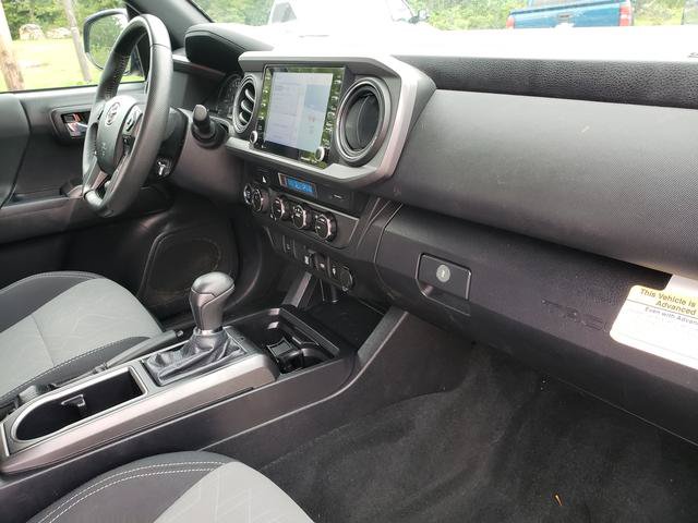 Used 2023 Toyota Tacoma TRD Off-Road AWD/4WD image 19