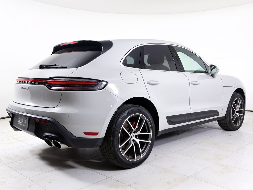 Certified 2023 Porsche Macan S w/ Premium Package AWD/4WD image 32