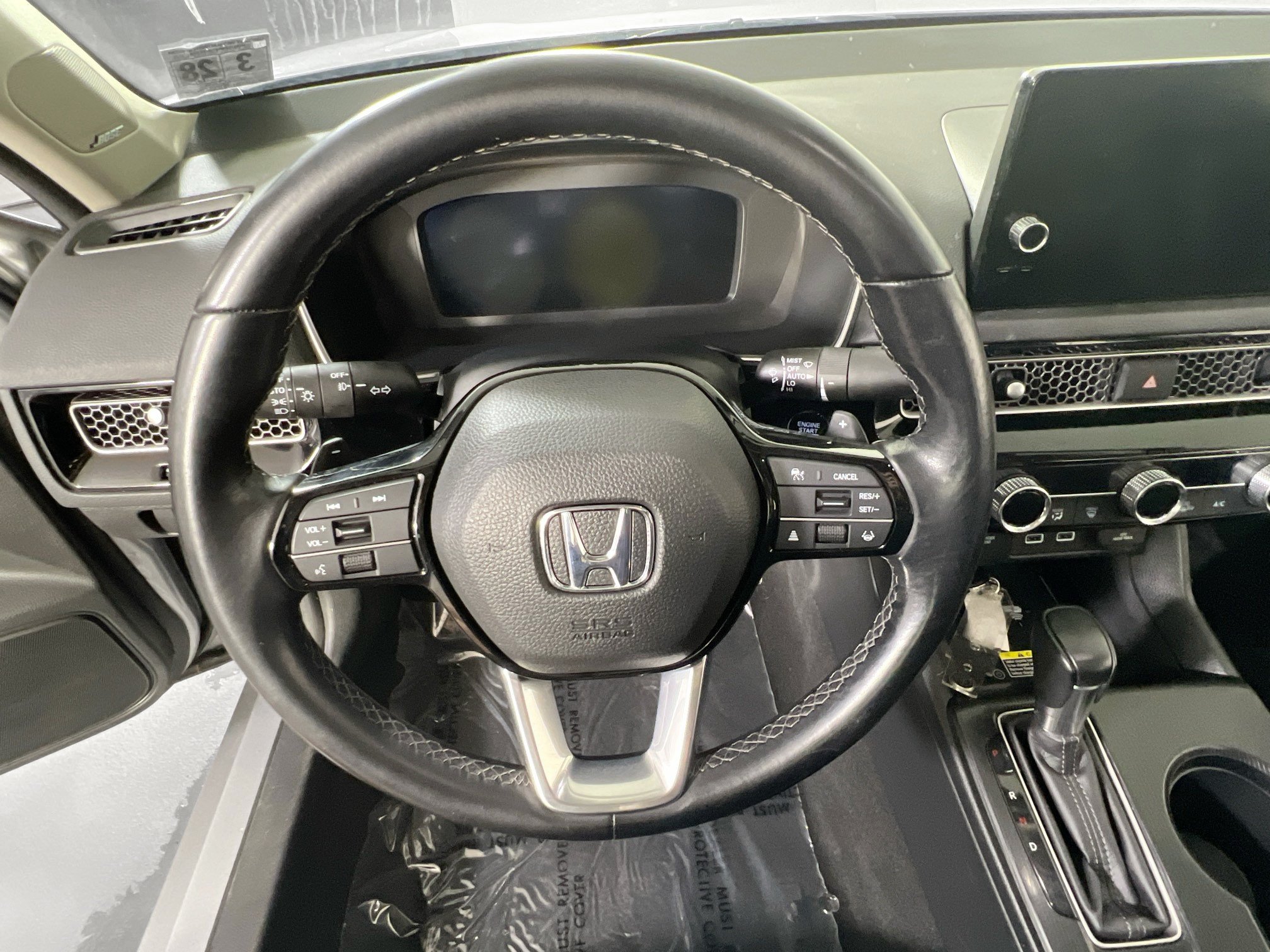 Used 2023 Honda Civic Touring image 11