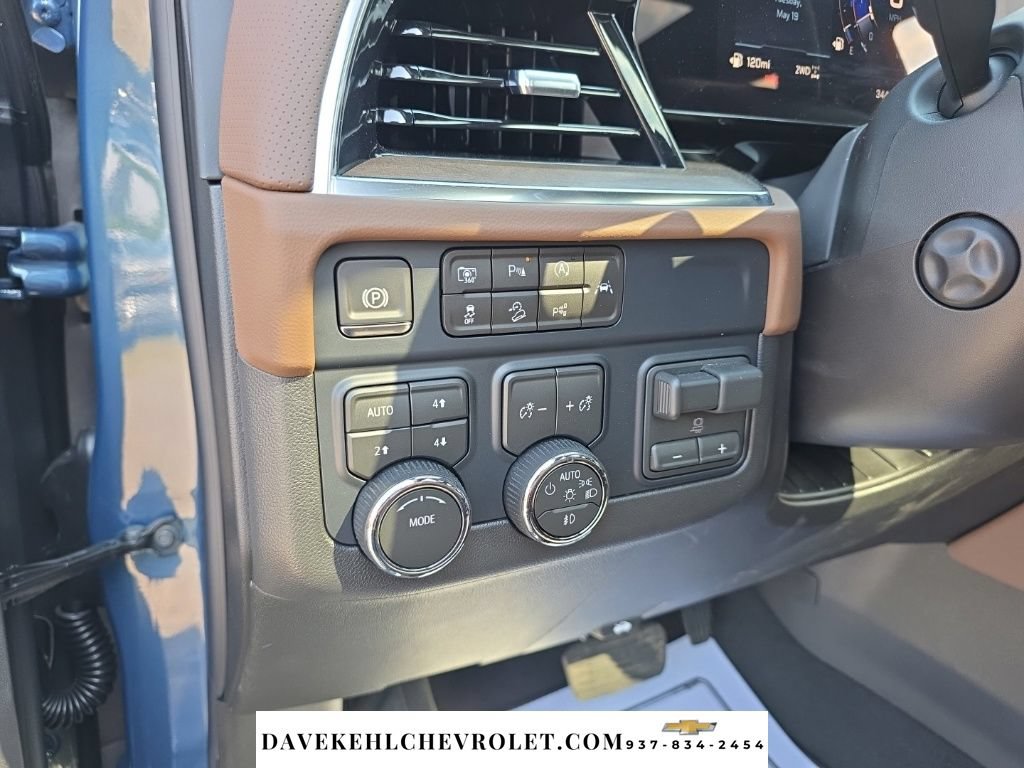 Used 2026 Chevrolet Tahoe High Country w/ Sun And Tow Package AWD/4WD image 26