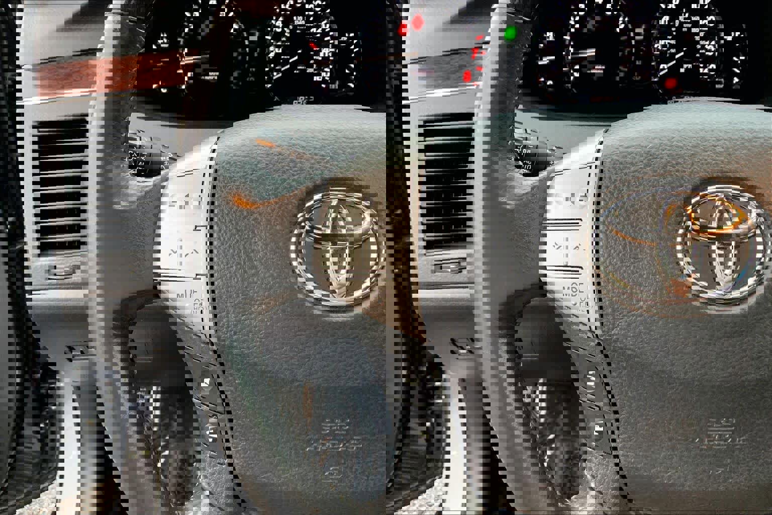 Used 2009 Toyota Avalon XL image 23