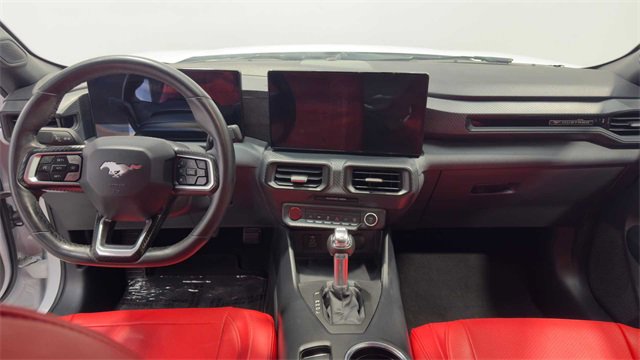 Used 2025 Ford Mustang Coupe image 19