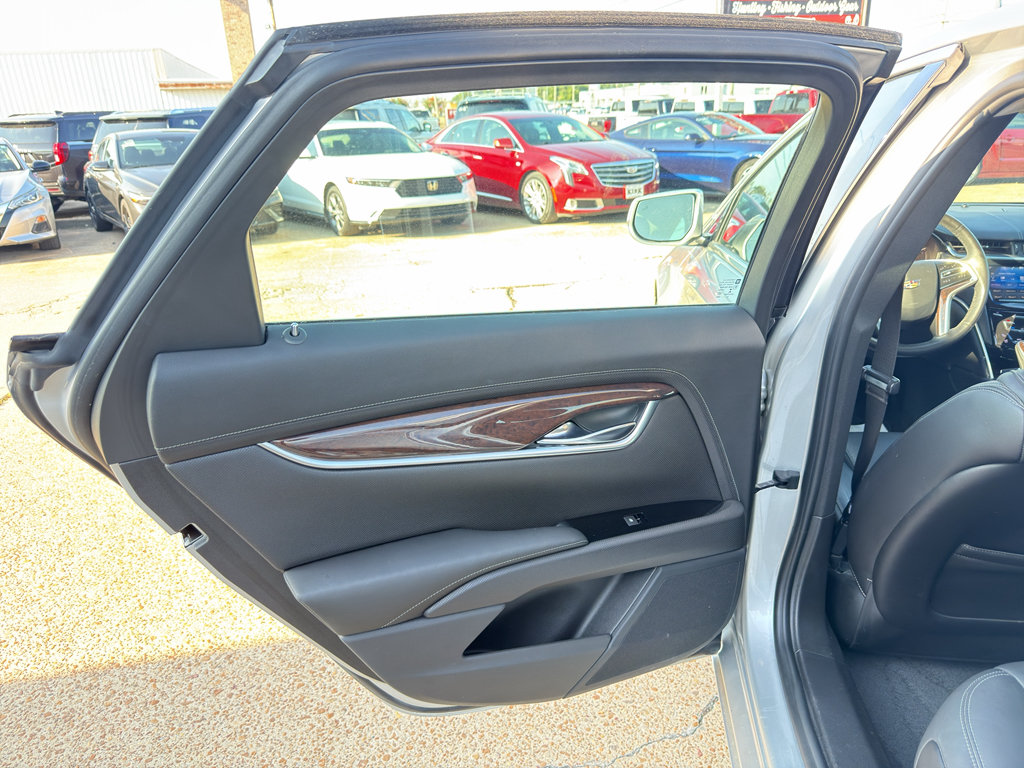 Used 2016 Cadillac XTS Luxury w/ Driver Awareness Package FWD image 20