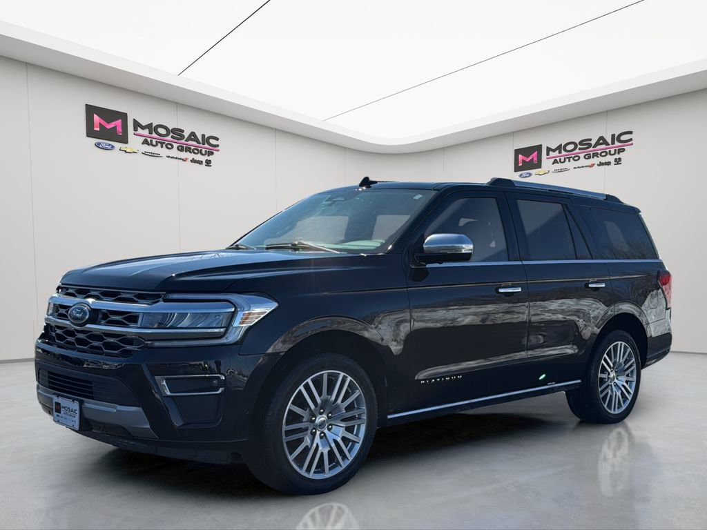Used 2024 Ford Expedition Platinum AWD/4WD image 8