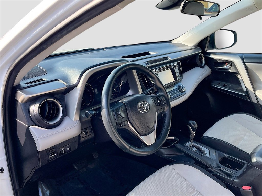 Used 2018 Toyota RAV4 Adventure image 9