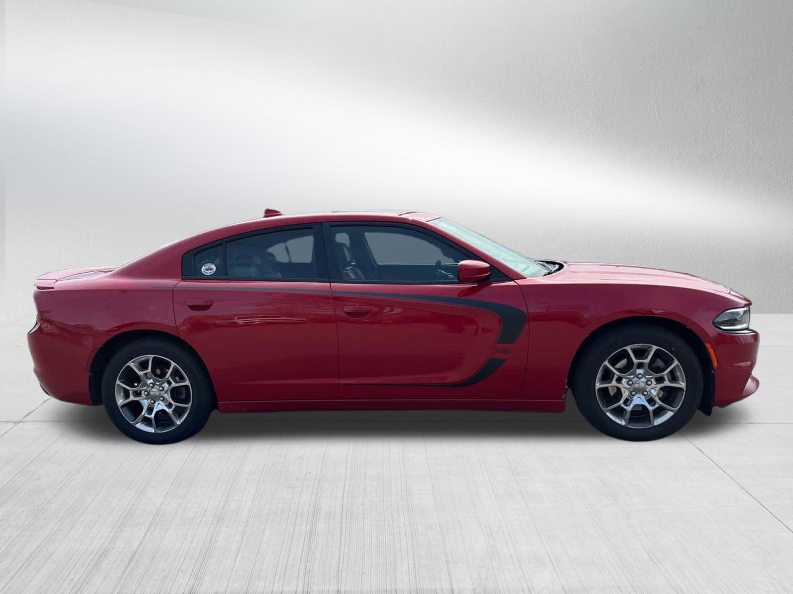 Used 2015 Dodge Charger SXT w/ AWD Plus Group image 2