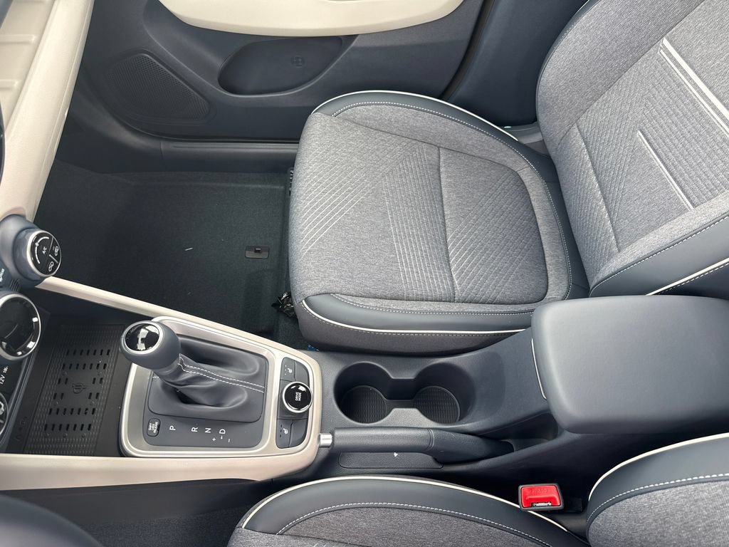 New 2026 Hyundai Venue SEL FWD image 23