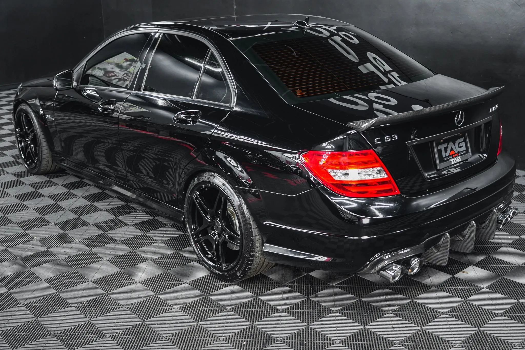 Used 2013 Mercedes-Benz C 63 AMG Sedan image 21