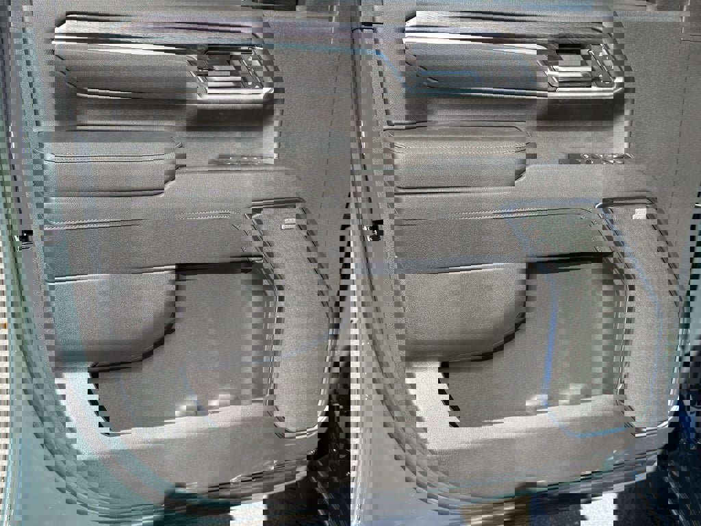 New 2026 Chevrolet Silverado 2500 LTZ w/ LTZ Convenience Package image 10