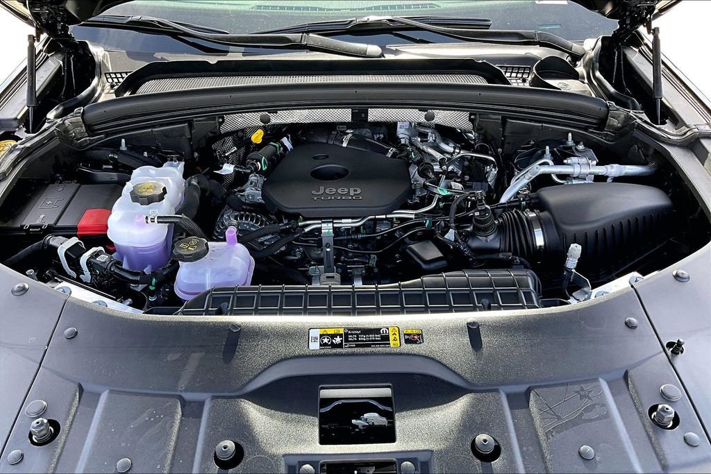 New 2026 Jeep Grand Cherokee Limited image 30