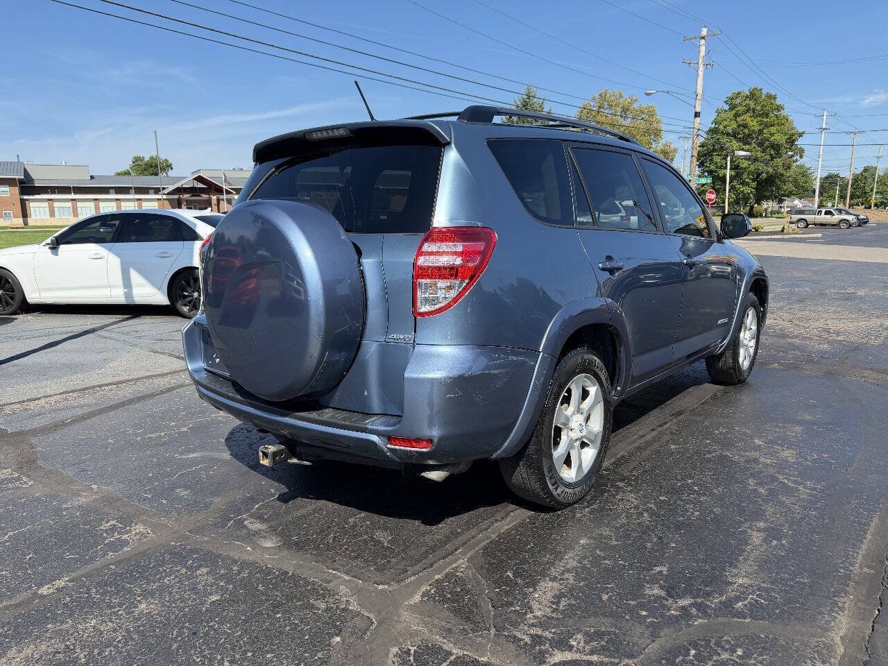 Used 2011 Toyota RAV4 Limited w/ Limited Extra Value Pkg AWD/4WD image 7
