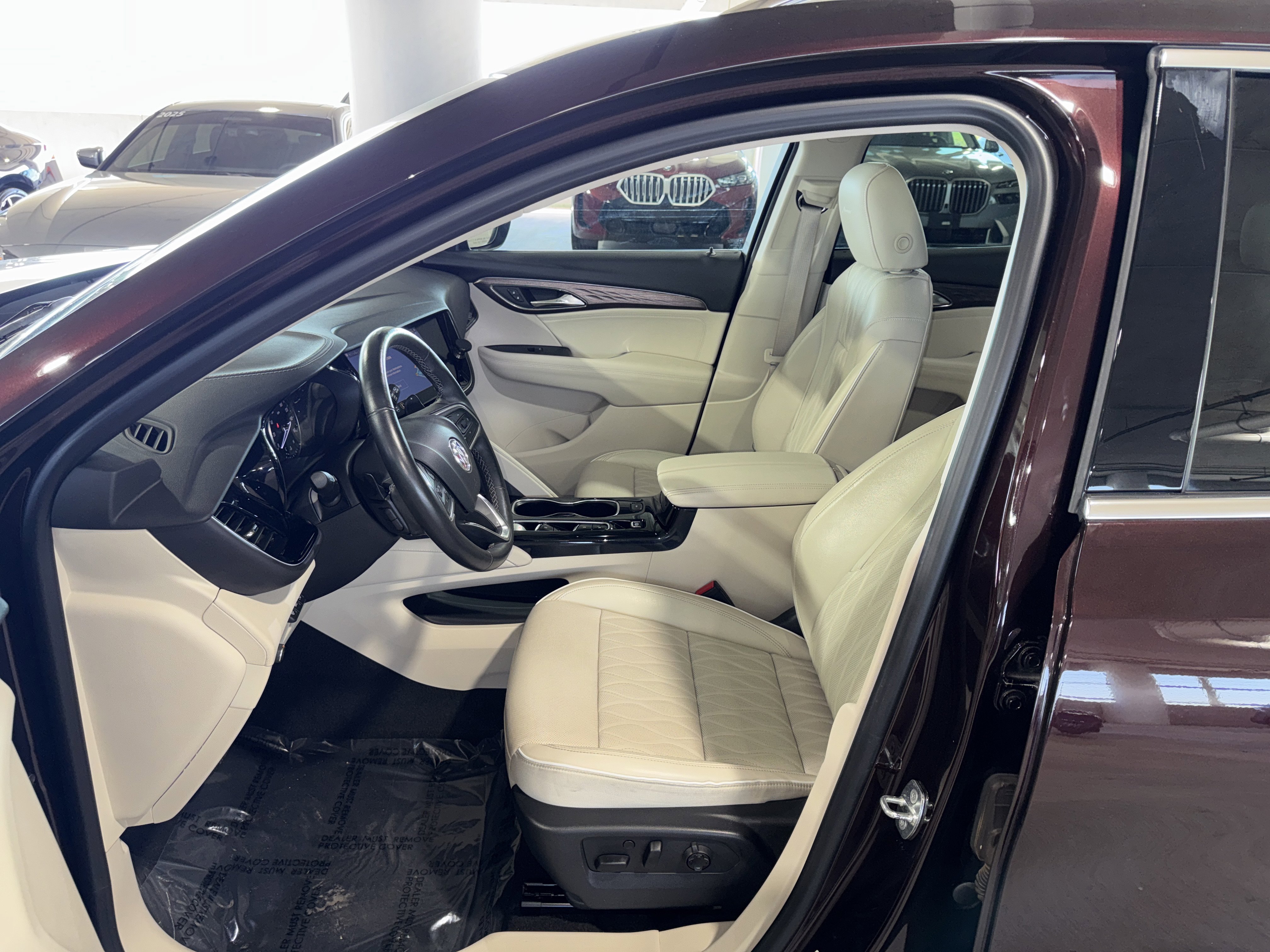 Used 2021 Buick Envision Avenir image 19