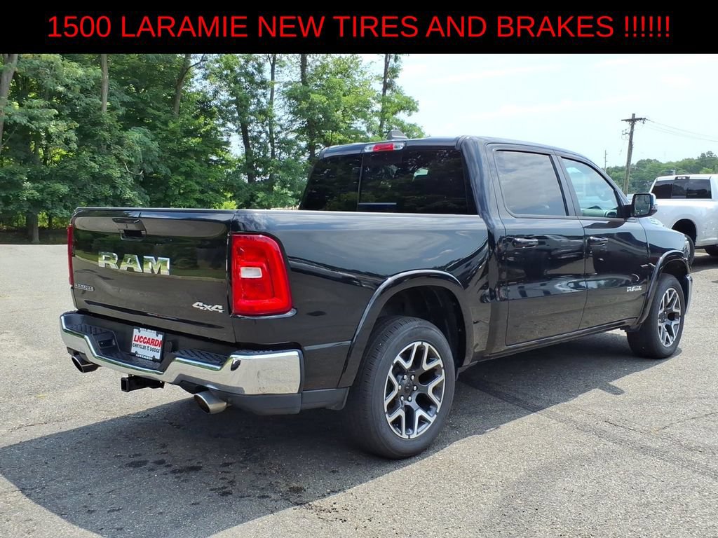 Used 2025 RAM 1500 Laramie AWD/4WD image 6