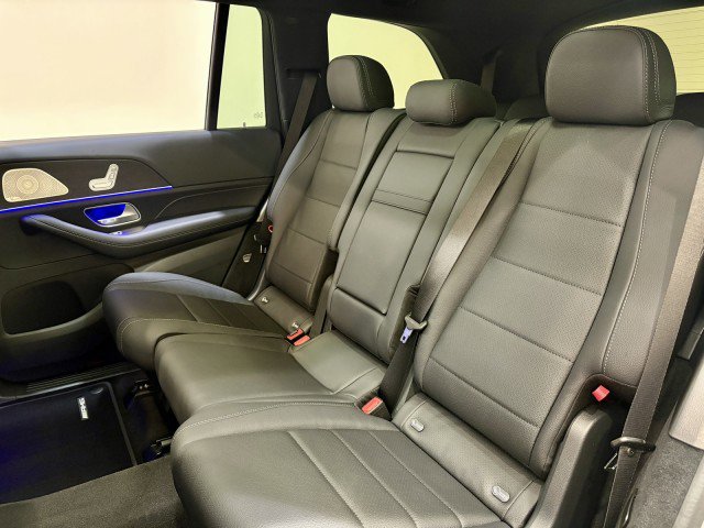 New 2026 Mercedes-Benz GLS 450 4MATIC image 14