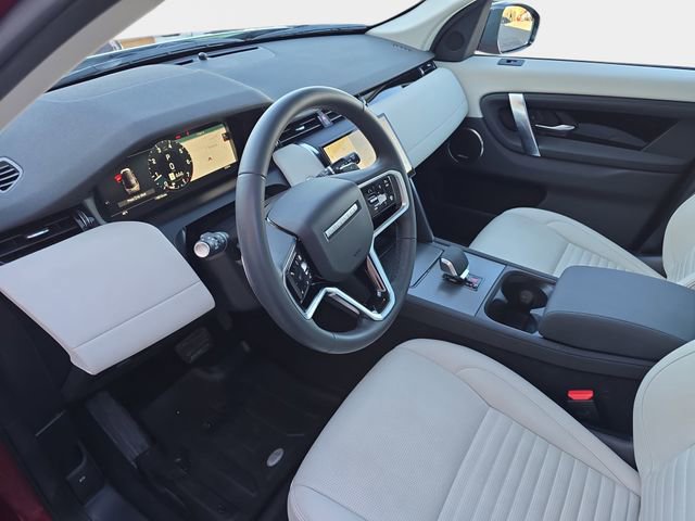 Certified 2025 Land Rover Discovery Sport S image 19