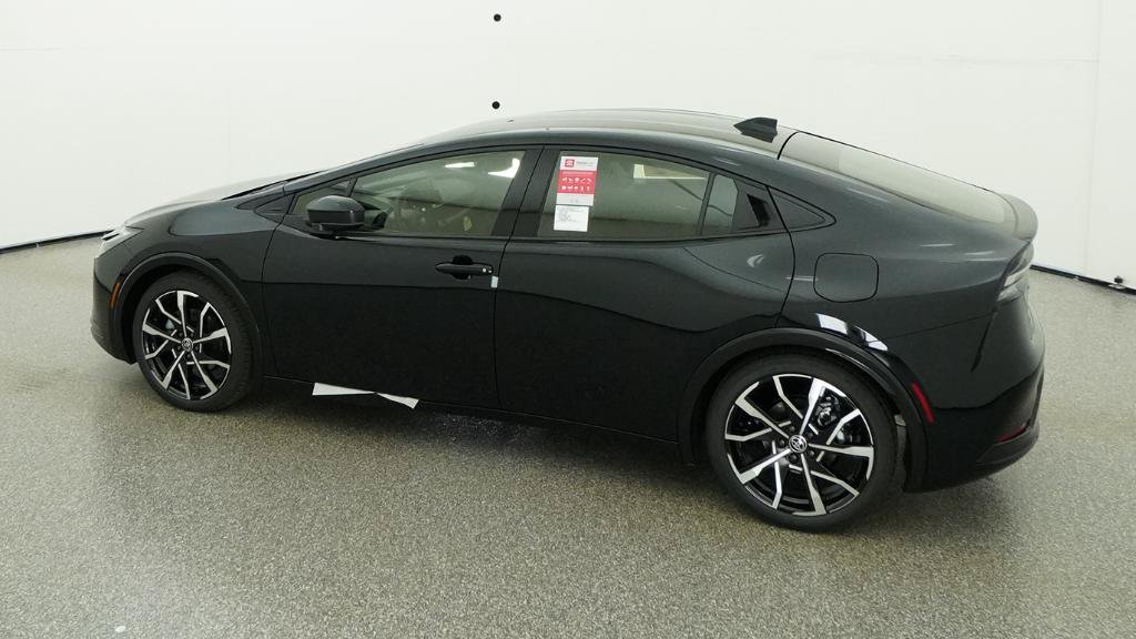 New 2026 Toyota Prius Plug-In Hybrid FWD image 7