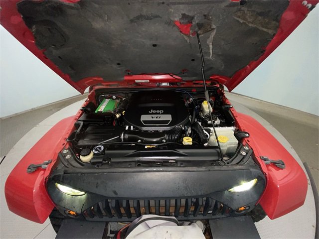 Used 2014 Jeep Wrangler Unlimited Sahara image 24