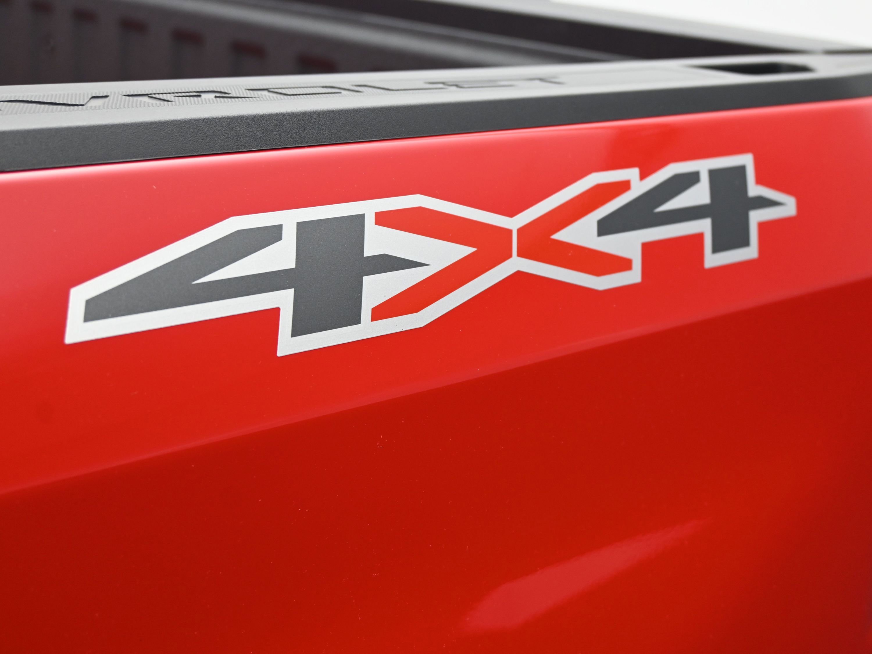 Used 2025 Chevrolet Silverado 1500 Custom image 19