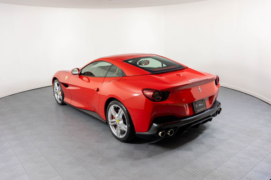 Certified 2020 Ferrari Portofino RWD image 78