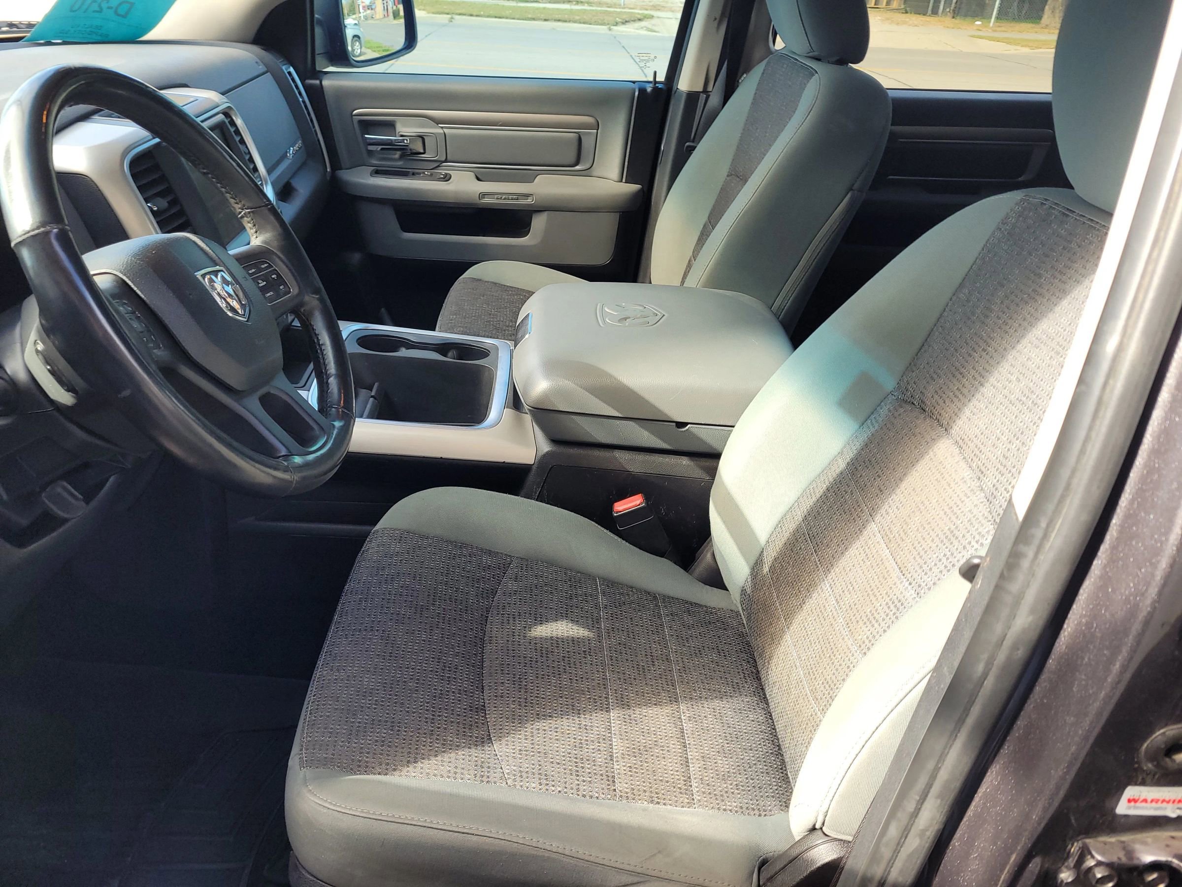 Used 2016 RAM 1500 Big Horn image 5