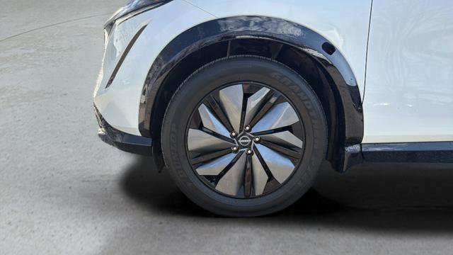 Used 2025 Nissan Ariya AWD image 12