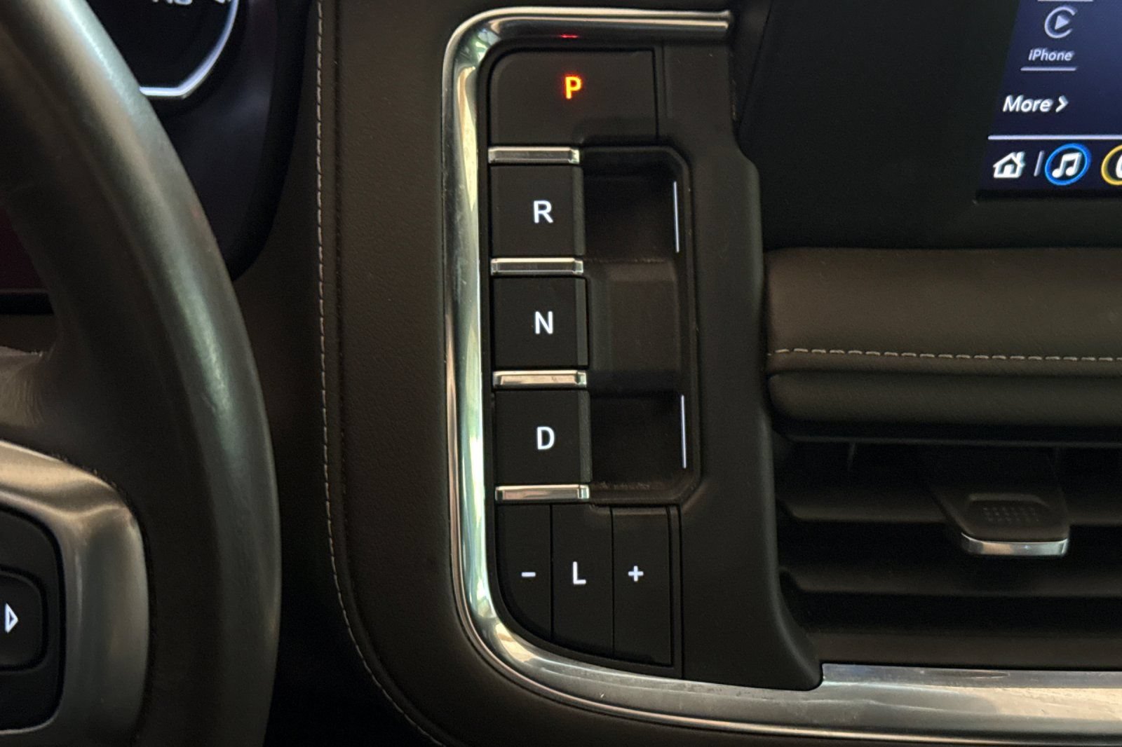 Used 2023 Chevrolet Tahoe LS AWD/4WD image 22