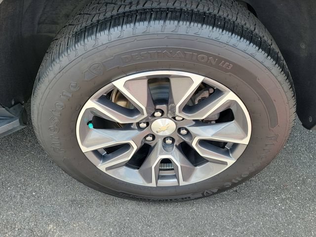 Used 2022 Chevrolet Tahoe LT w/ Luxury Package AWD/4WD image 7