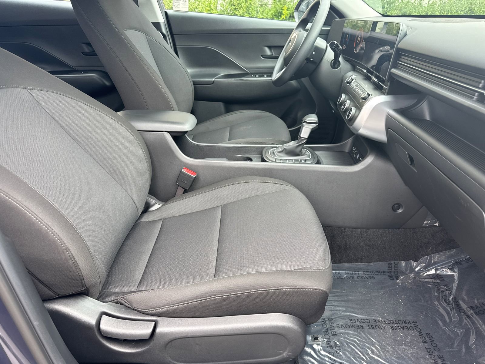 Used 2025 Hyundai Kona SE image 13