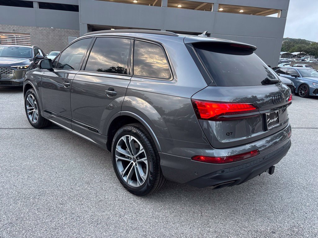 New 2026 Audi Q7 2.0T Premium AWD/4WD image 8