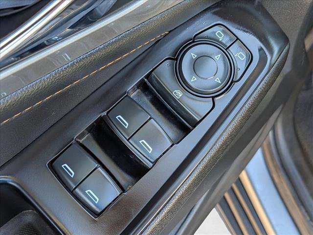 Used 2020 Chevrolet Traverse LS FWD image 11