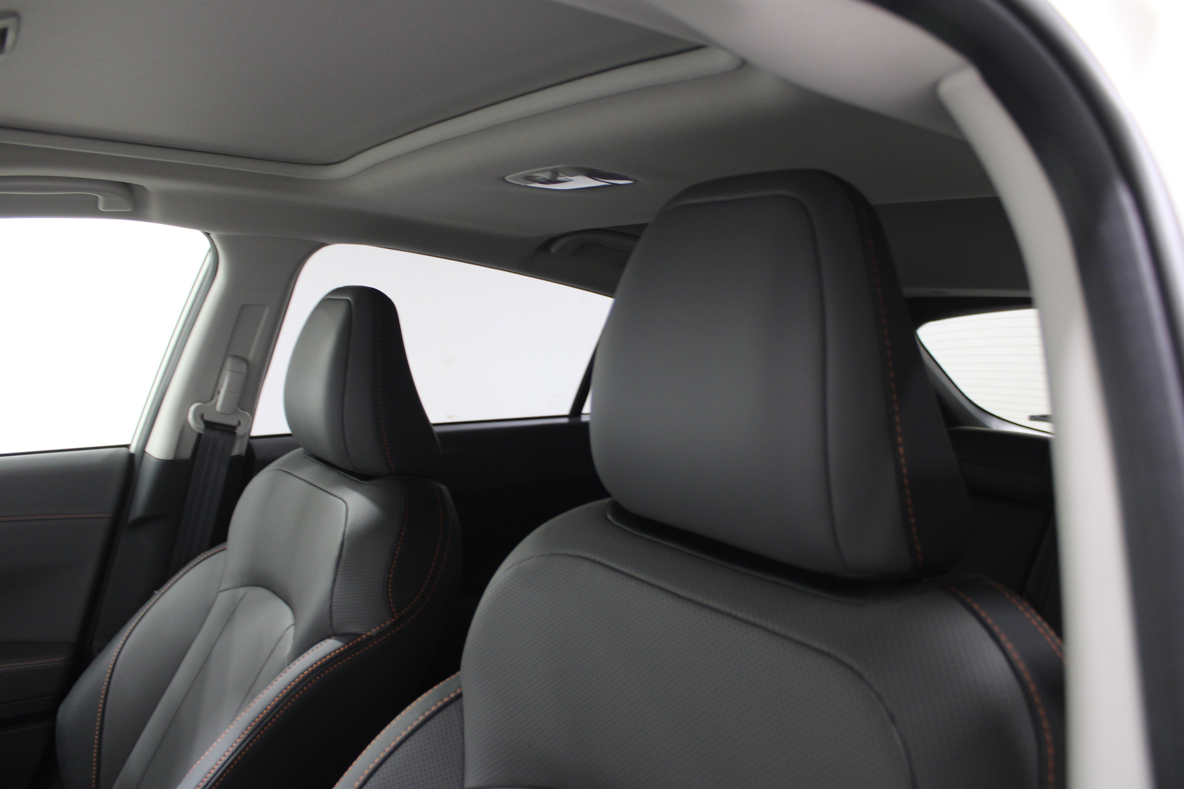 New 2026 Subaru Crosstrek 2.5i Limited w/ Crosstrek Mirror Package image 5