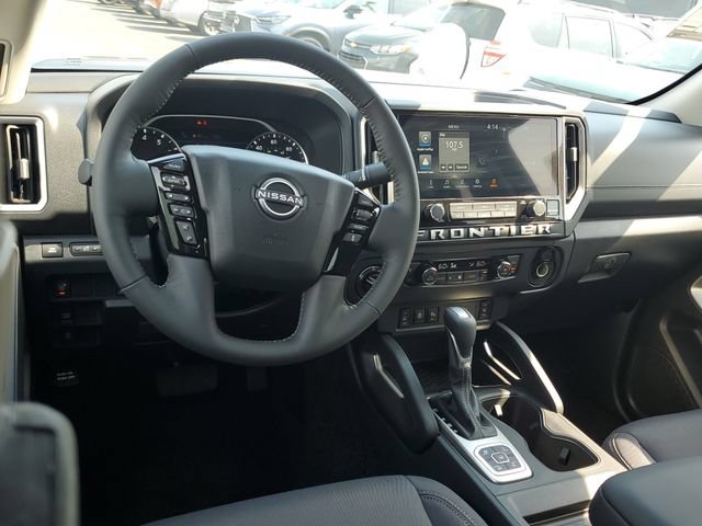 New 2027 Nissan Frontier SV w/ SV Convenience Package AWD/4WD image 12
