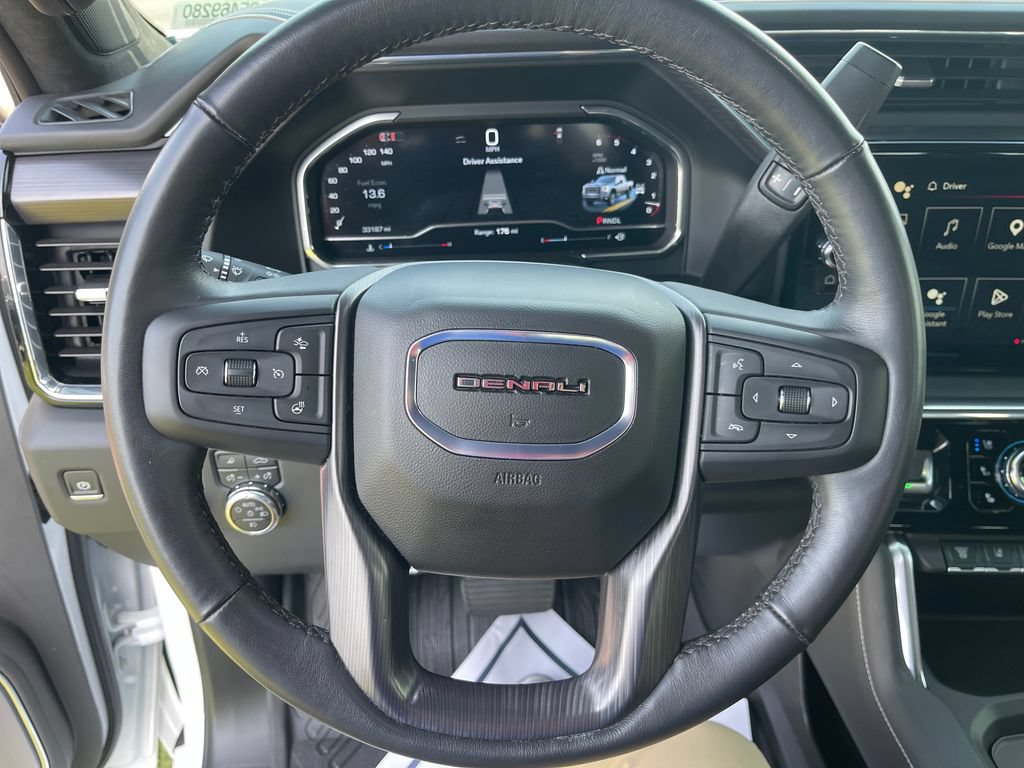 Used 2024 GMC Sierra 2500 Denali Ultimate AWD/4WD image 18