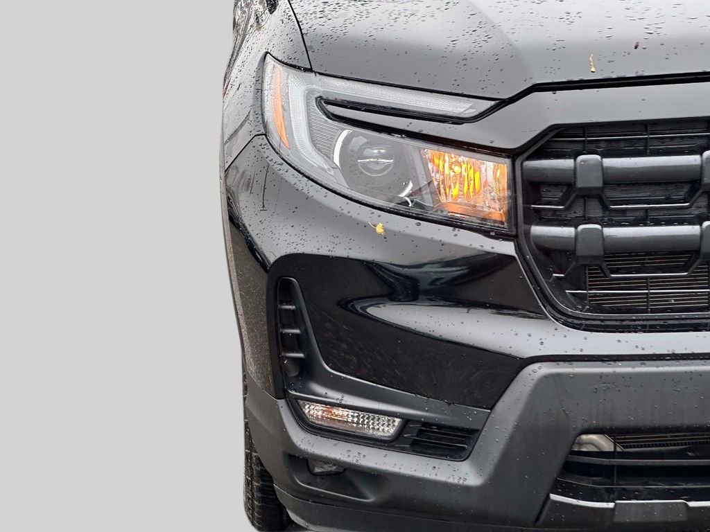 Used 2024 Honda Ridgeline Sport image 10