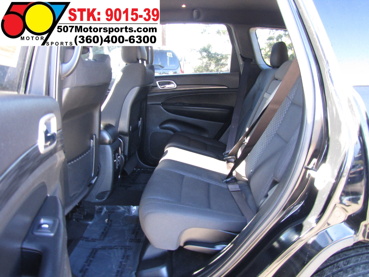 Used 2020 Jeep Grand Cherokee Laredo image 16
