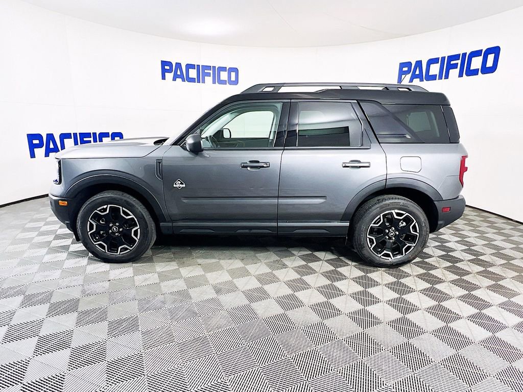 Used 2025 Ford Bronco Sport Outer Banks image 6