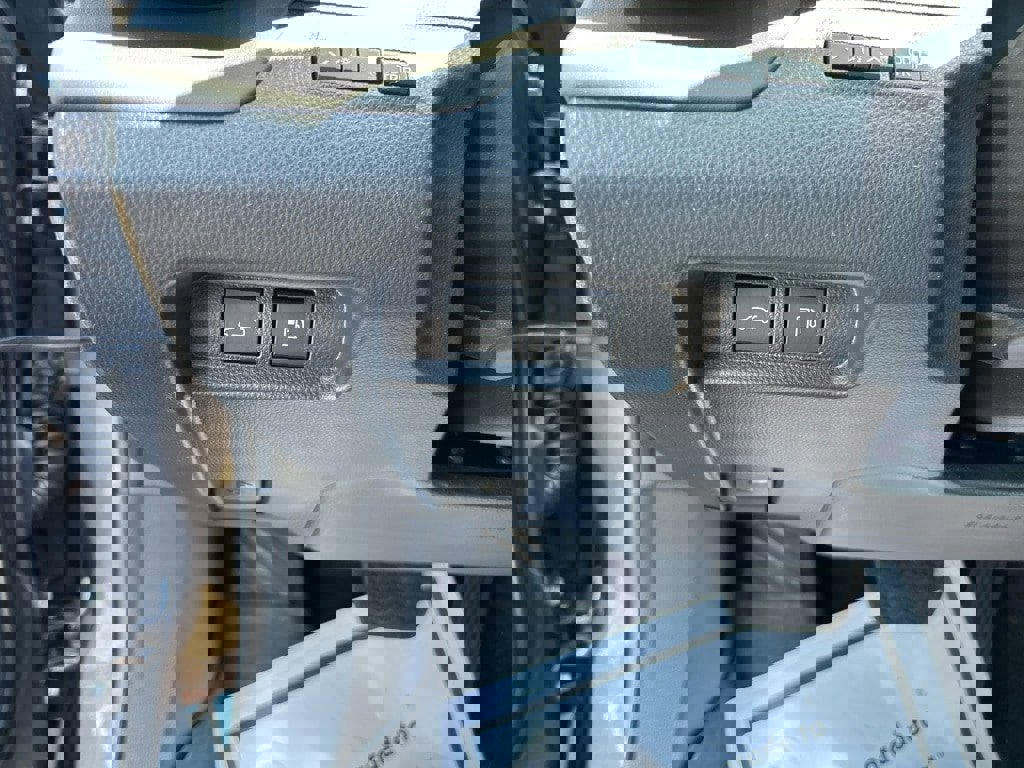 Used 2023 Toyota Crown XLE image 23