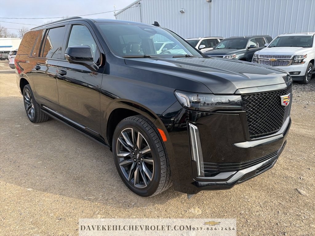 Used 2022 Cadillac Escalade ESV Sport w/ Touring Package AWD/4WD image 8