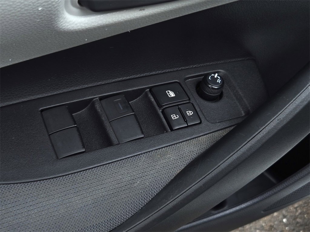 Used 2022 Toyota Corolla LE image 11