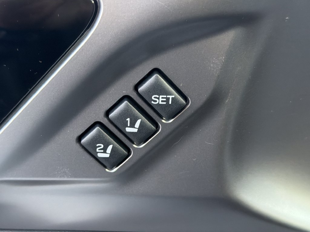 Used 2022 Subaru Outback Limited AWD/4WD image 47